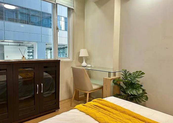 Spacious 1br With 300mbps Wifi In Bgc Apartment Manila