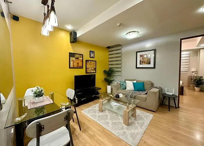 Spacious 1br With 300mbps Wifi In Bgc Manila
