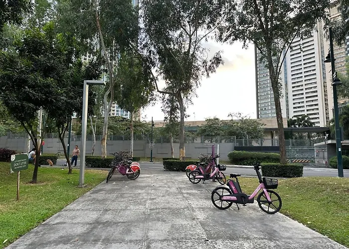 Apartment Spacious 1br With 300mbps Wifi In Bgc Manila